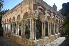 1_San-Giovanni-degli-Eremiti-Chiostro